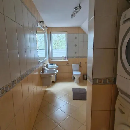 Family With Jacuzzi Gdansk *